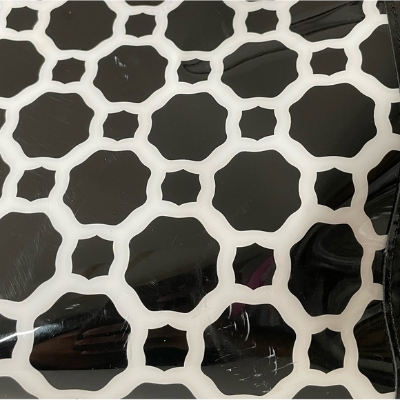 Vera Bradley Black and White Clear Plastic PVC Large Tote with Make up bag set - Picture 14 of 15